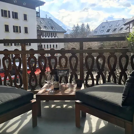 Apartment Sud With Mont Blanc Views